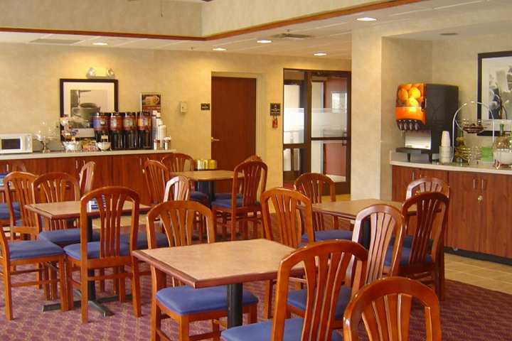 Hampton Inn Abingdon Extérieur photo