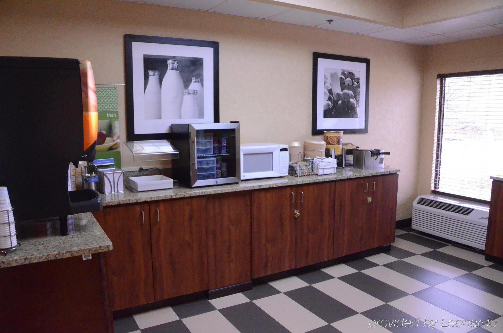 Hampton Inn Abingdon Extérieur photo